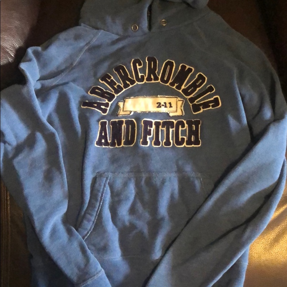A&F navy hoodie